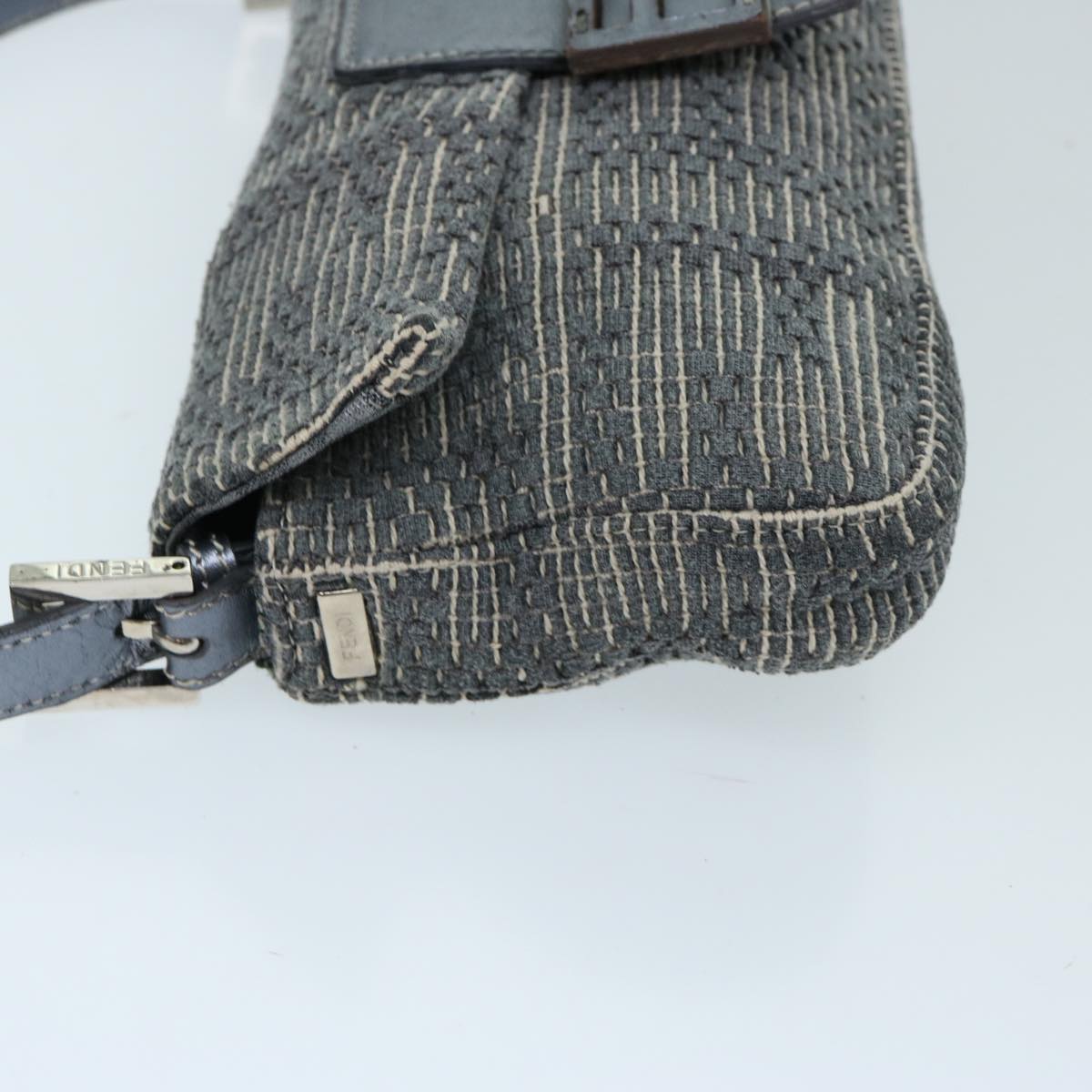 Luxury FendiZucca Canvas Mamma Baguette Shoulder Bag Grayep3723