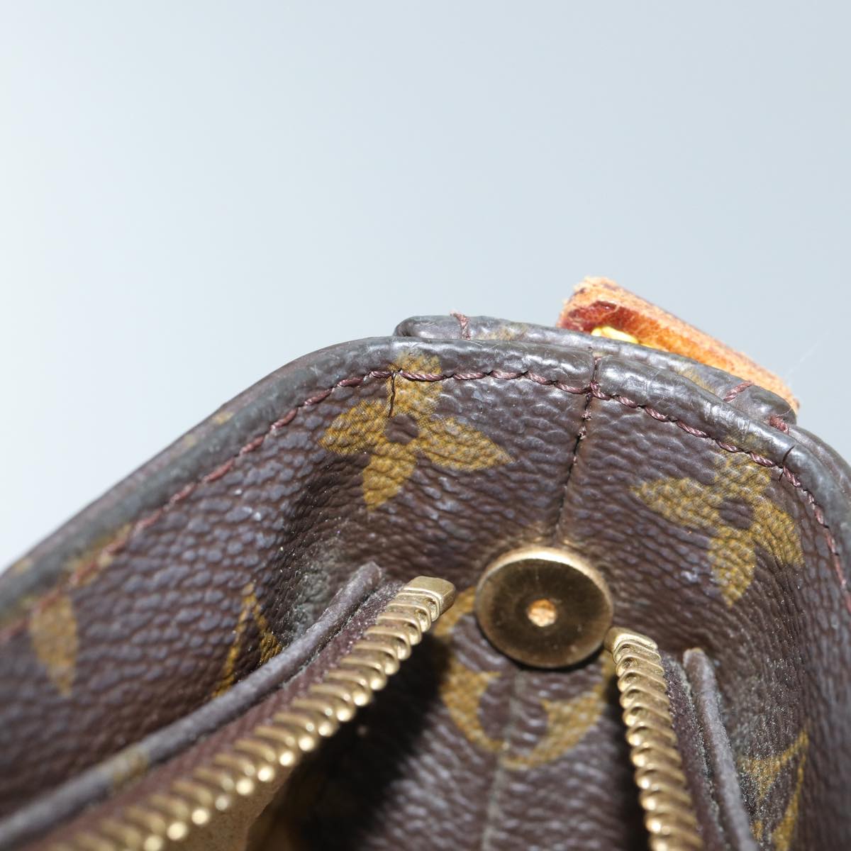 LOUIS VUITTON Monogram Looping GM Shoulder Bag M51145 LV ep3915