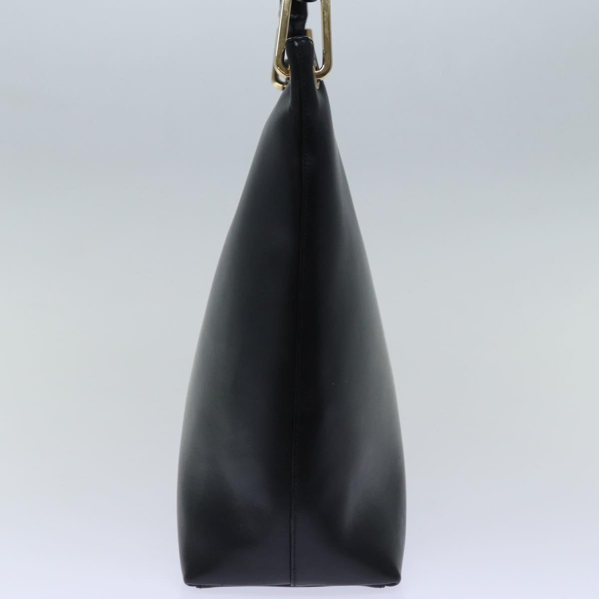 Luxury Gucci Trending 2025 Bamboo Shoulder Bag Leather Black 001 3007  ep4071