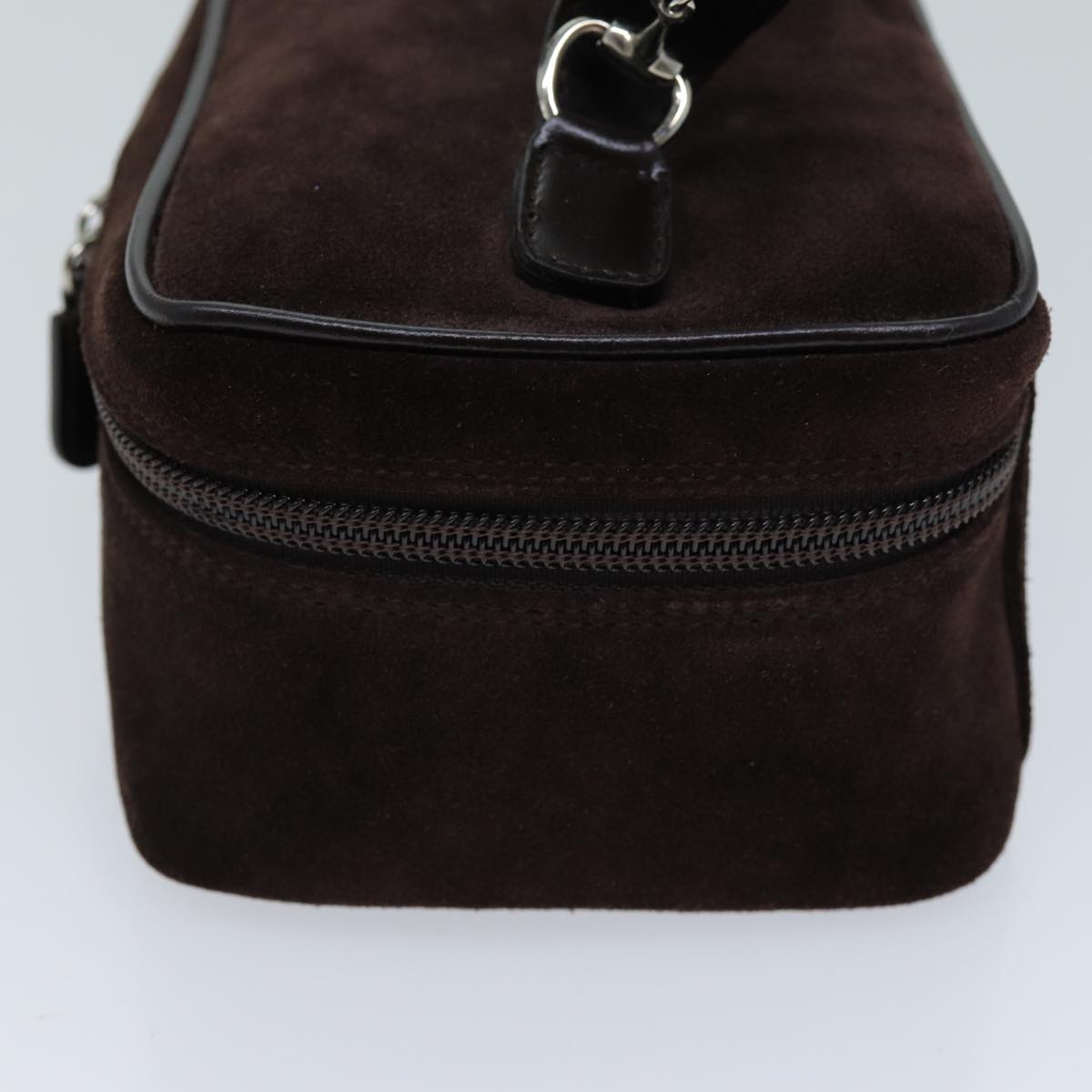 Luxury Gucci Trending 2025 Vanity Pouch Suede Brown 032 1705 0141  ep4143