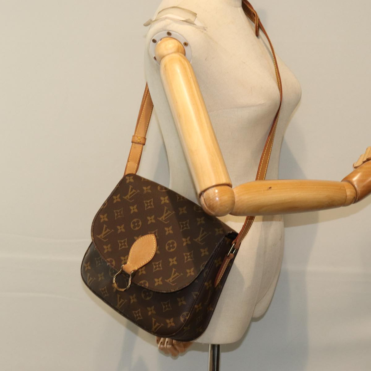 LOUIS VUITTON Monogram Saint Cloud GM Shoulder Bag M51242 ep4237