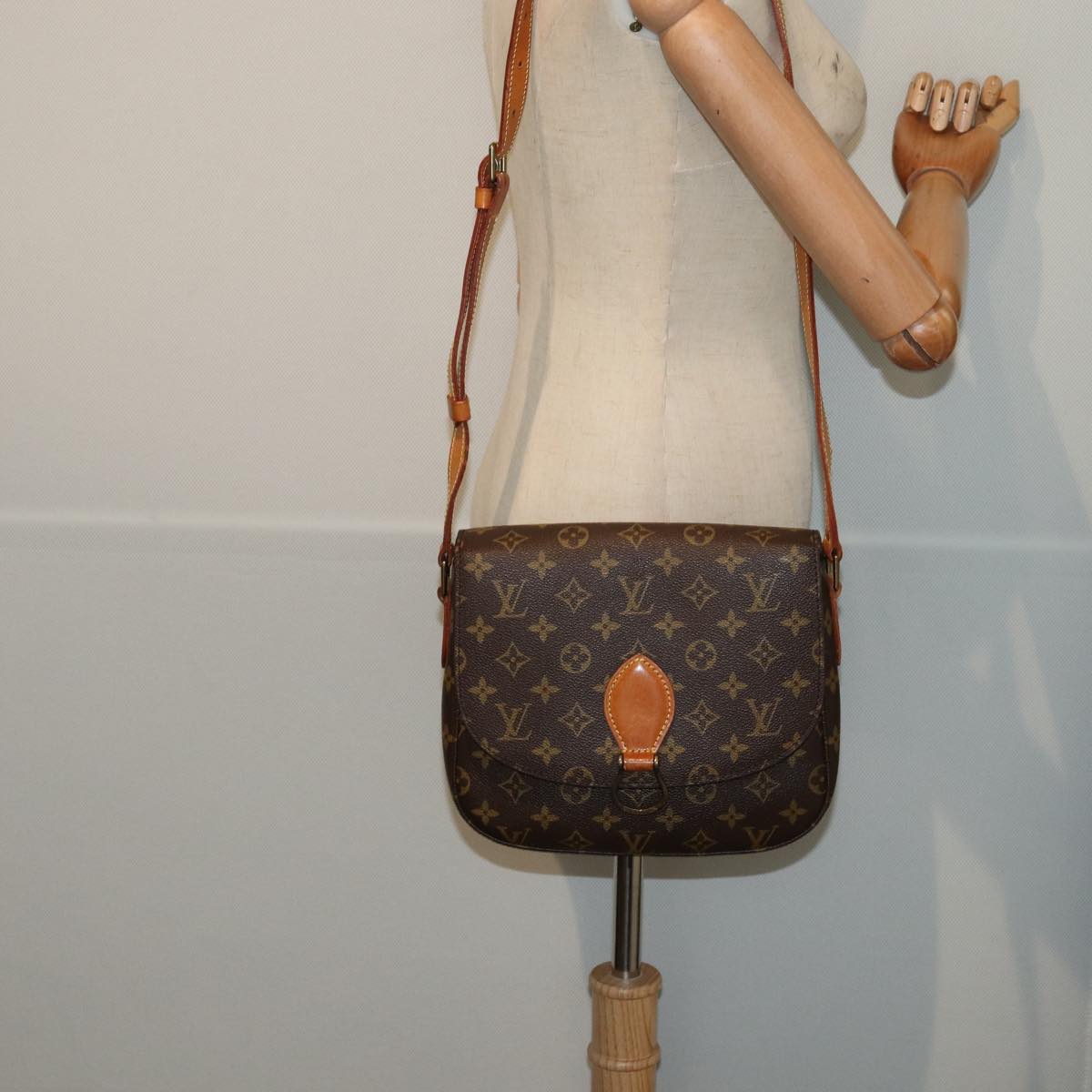 LOUIS VUITTON Monogram Saint Cloud GM Shoulder Bag M51242 LV ep4948