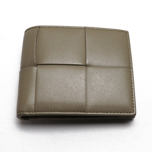 Luxury Bottega Veneta Intrecciato Wallet (Bi-Fold) ()
