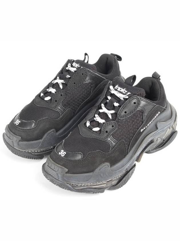 Luxury Balenciaga Triple S sneakers 36 230