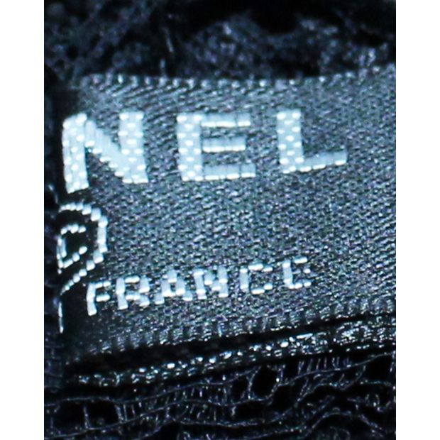 Luxury Chanel Long Lace Gloves