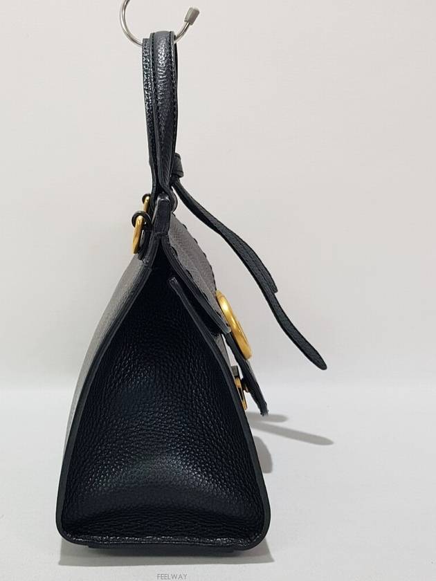 Luxury Gucci Trending 2025 GG Marmont mini top handle bag 442622