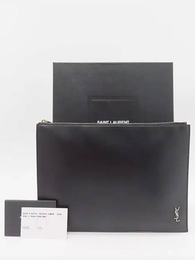 Luxury Saint Laurent YSL Mouth Clutch Bag
