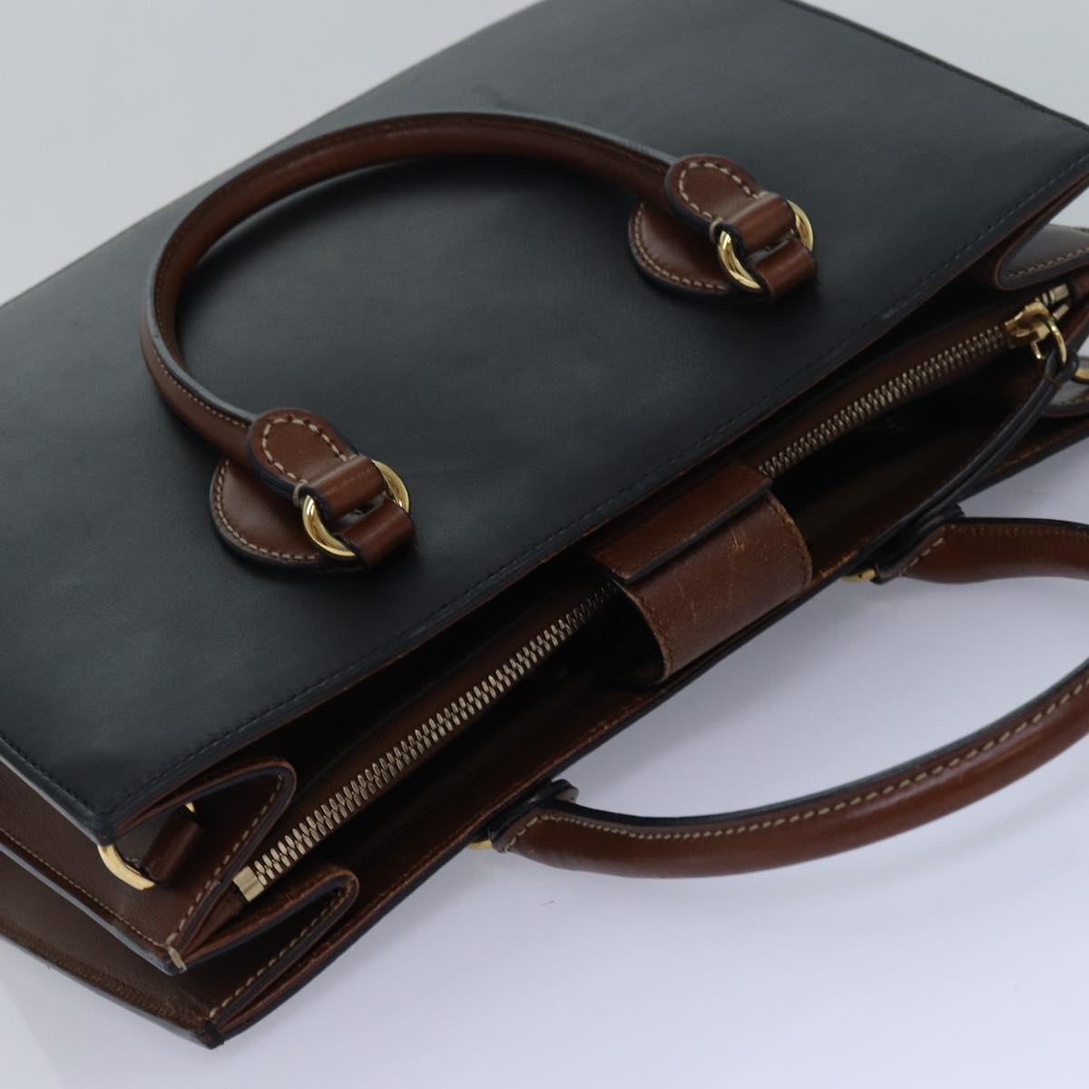 Luxury Gucci Trending 2025 --  Leather Handbag ()