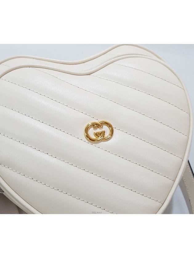 Luxury Gucci Trending 2025 Interlocking G Heart Shoulder Bag 751628
