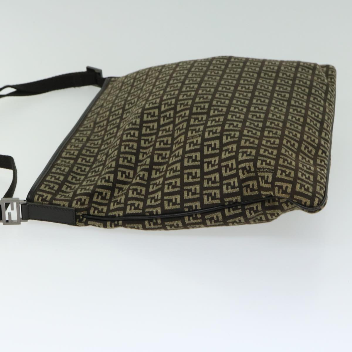 Luxury FendiZucchino Canvas Mamma Baguette Shoulder Bag Brownfm3245