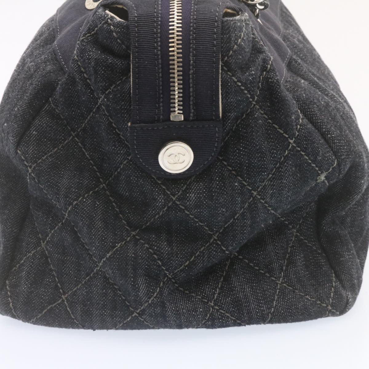 Luxury Chanel Denim Matelasse Chain Shoulder Bag Navy CC  am1468gA