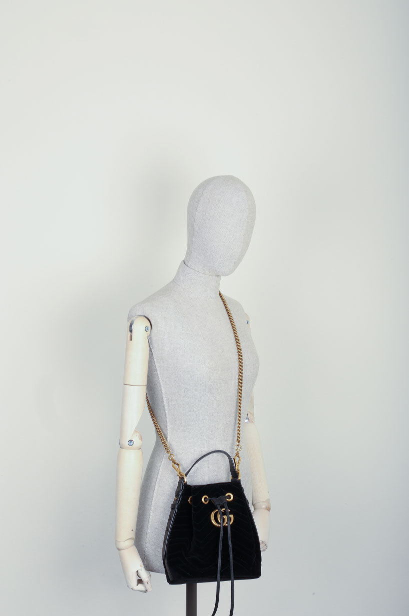 Luxury Gucci Trending 2025 Marmont Bucket Bag Velvet Black