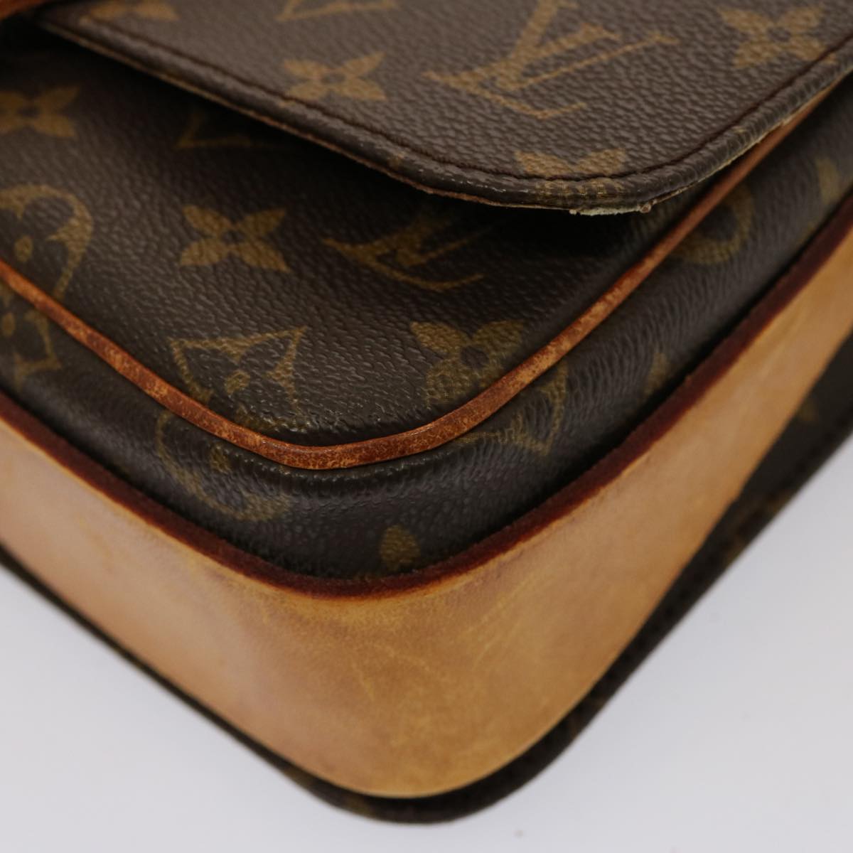 LOUIS VUITTON Monogram Cartouchiere MM Shoulder Bag M51253 LV hk1338