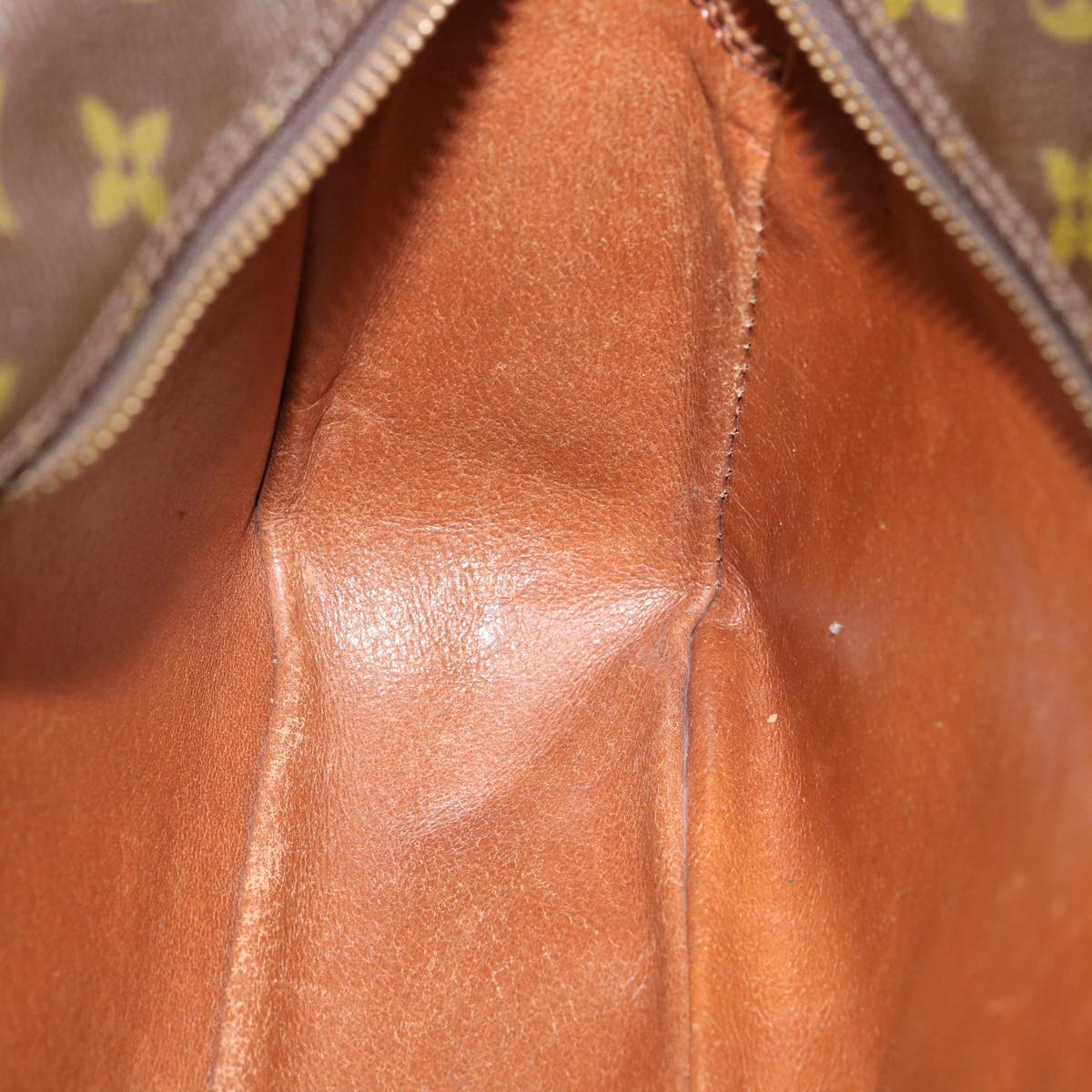 LOUIS VUITTON Monogram Migra Tour Shoulder Bag No.201 LV hk1347