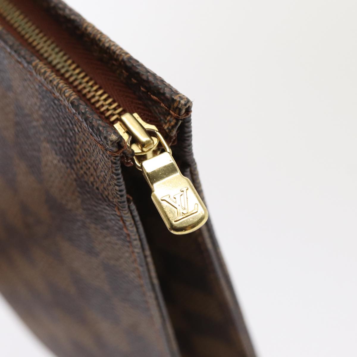 LOUIS VUITTON Damier Ebene Poche Toilette 26 Pouch N47543 LV hk1365