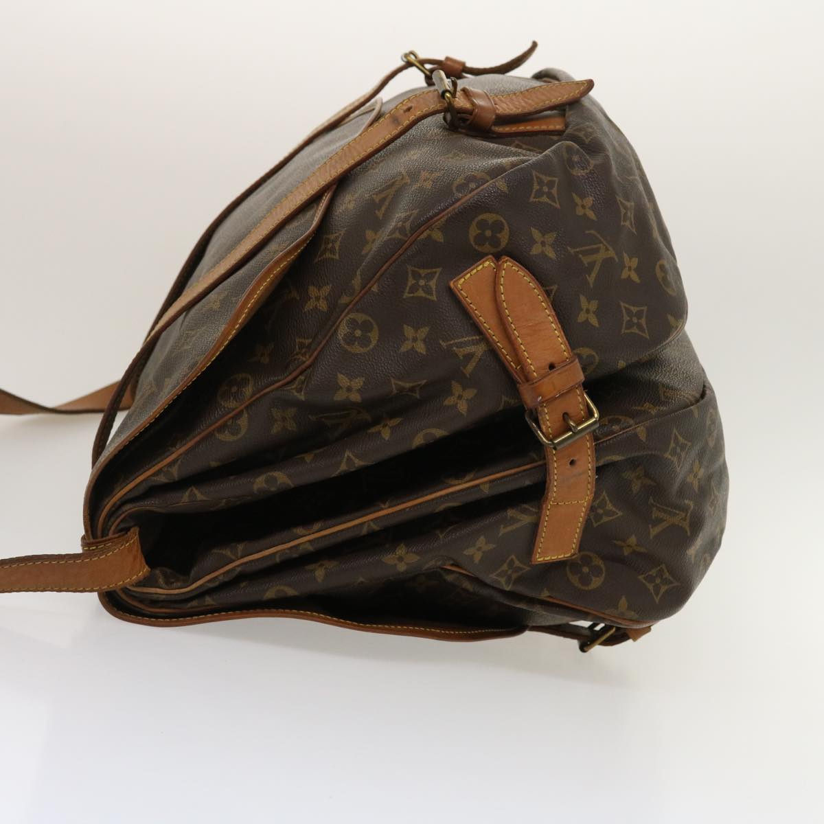 LOUIS VUITTON Monogram Saumur 43 Shoulder Bag M42252 LV hk401