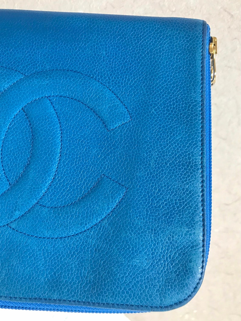 Luxury Chanel Vintage blue caviar clutch bag, iPhone case, large wallet, cosmetic case pouch, mini bag