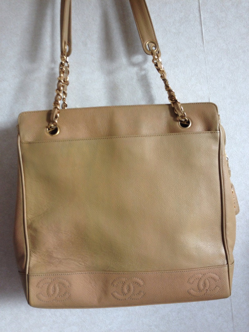 Luxury Chanel Vintage brown beige caviar leather chain tote bag, shoulder purse with CC stitch marks