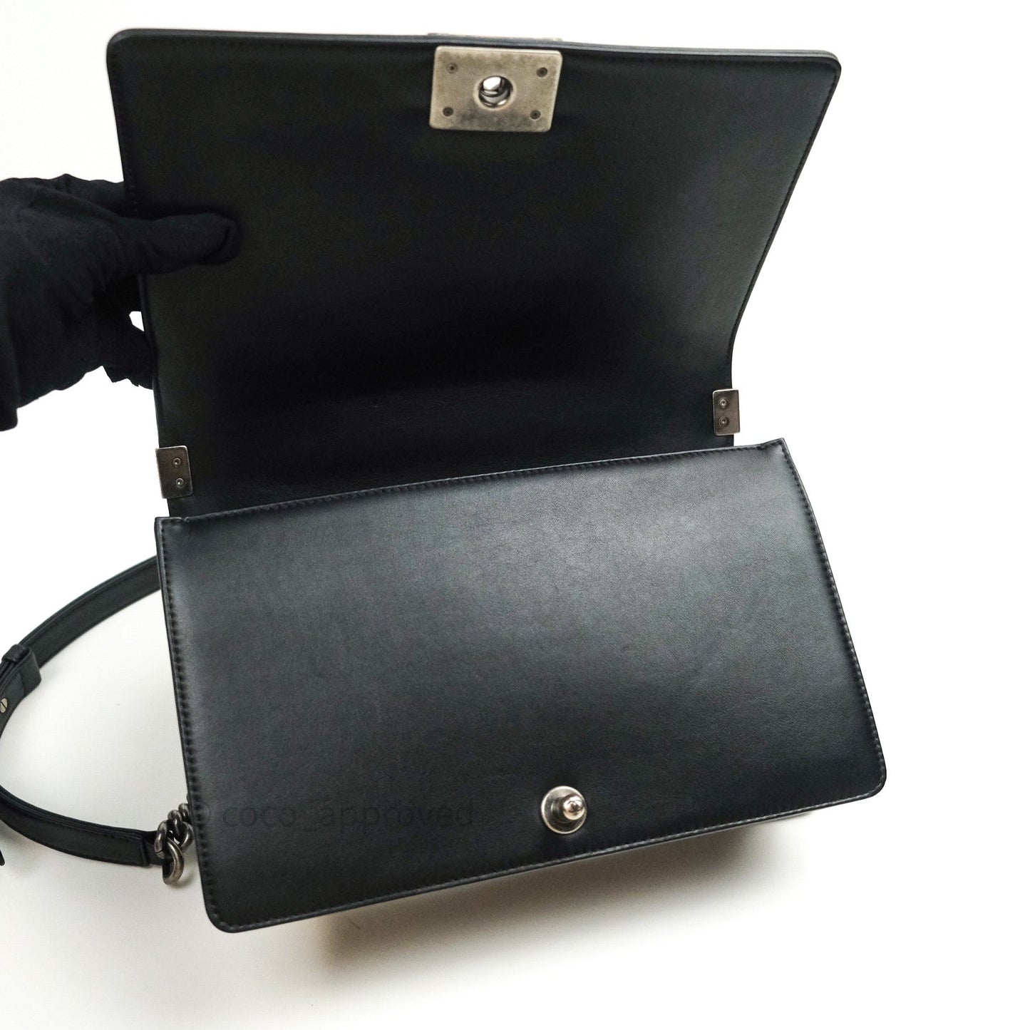 Chanel Quilted Boy New Medium Black Calfskin Ruthenium Hardware