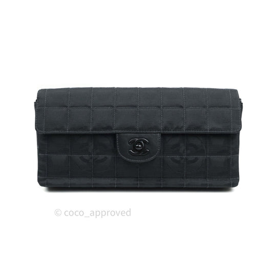 Chanel Denim So Black Camellia Clutch With Chain