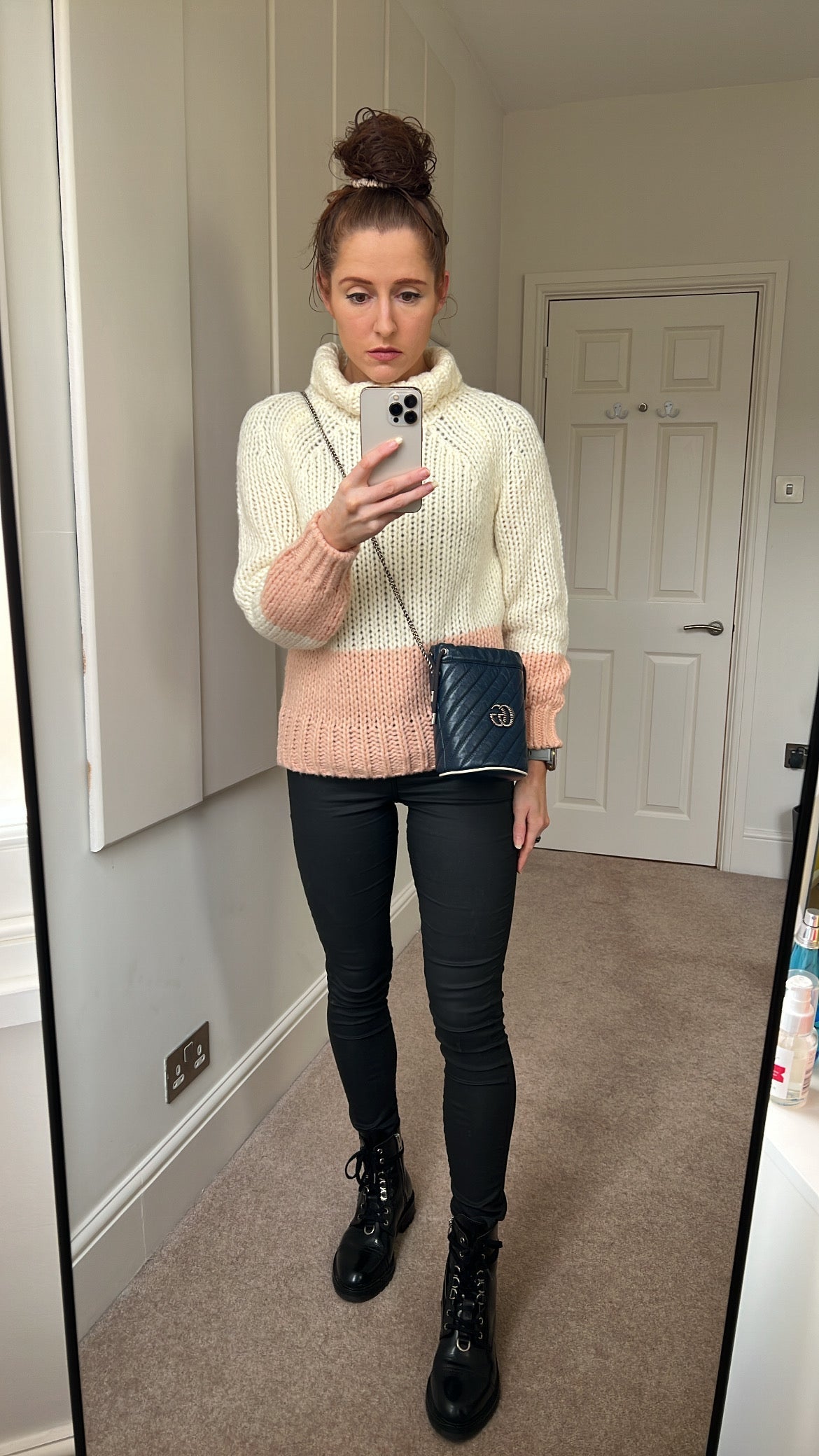 Luxury Gucci GG Navy Torchon Marmont GG Mini Bucket Bag