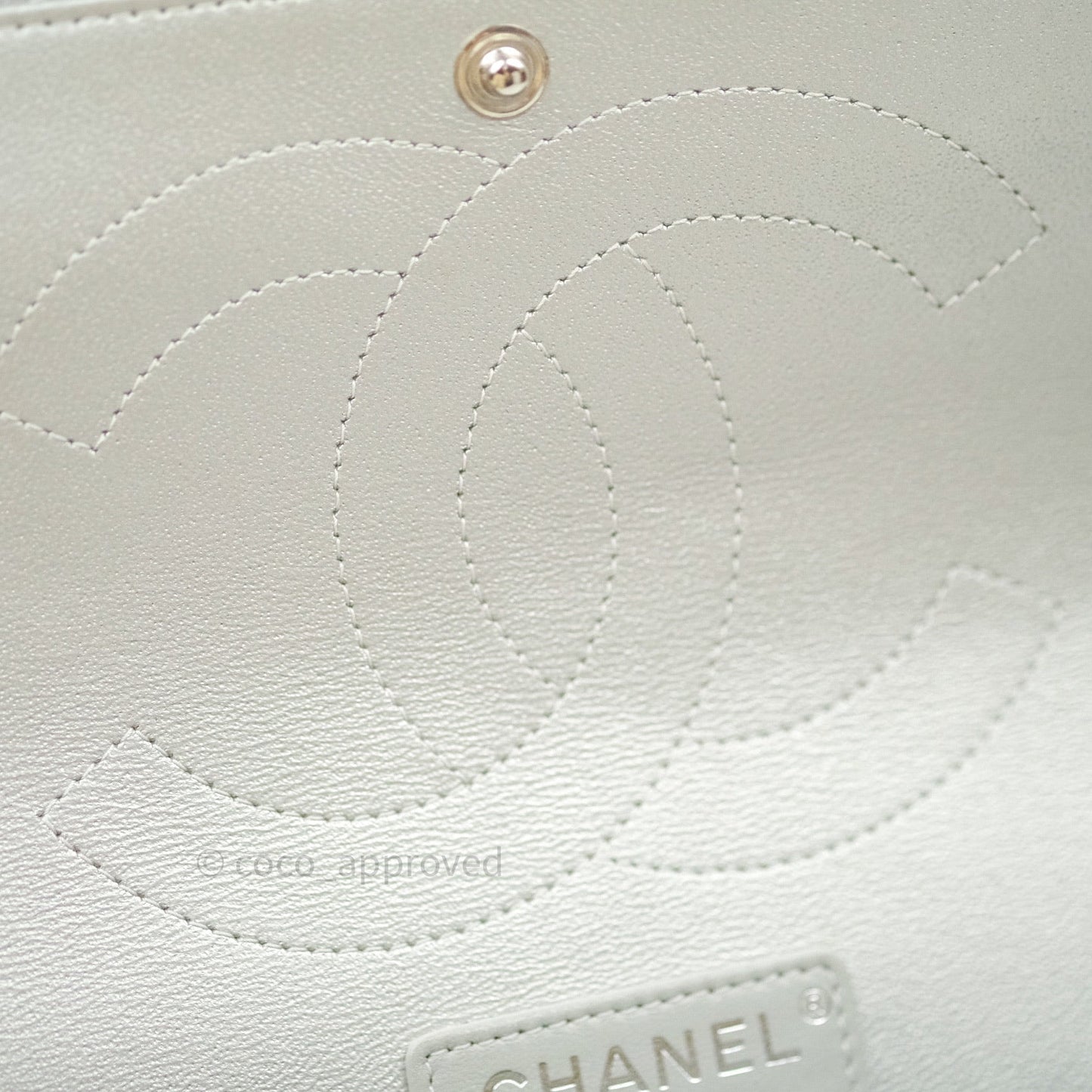Chanel Jumbo Double Flap Silver Caviar Ruthenium Hardware⁣⁣