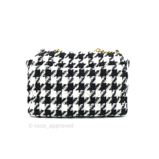 Chanel 19 Maxi Tweed White Black Houndstooth Mixed Hardware 19K