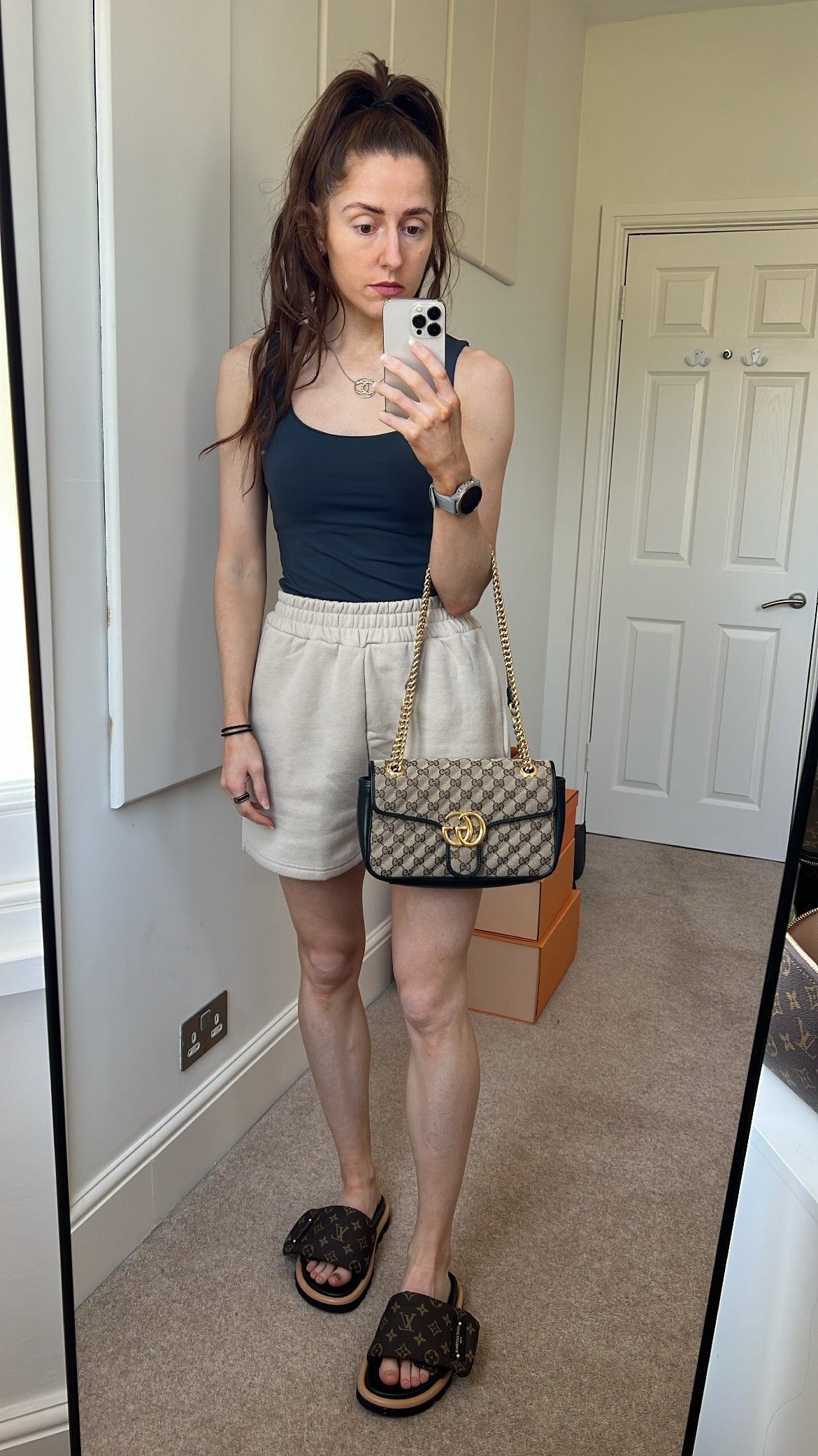 Luxury Gucci GG Beige Marmont Small Shoulder Bag ( 1,570)