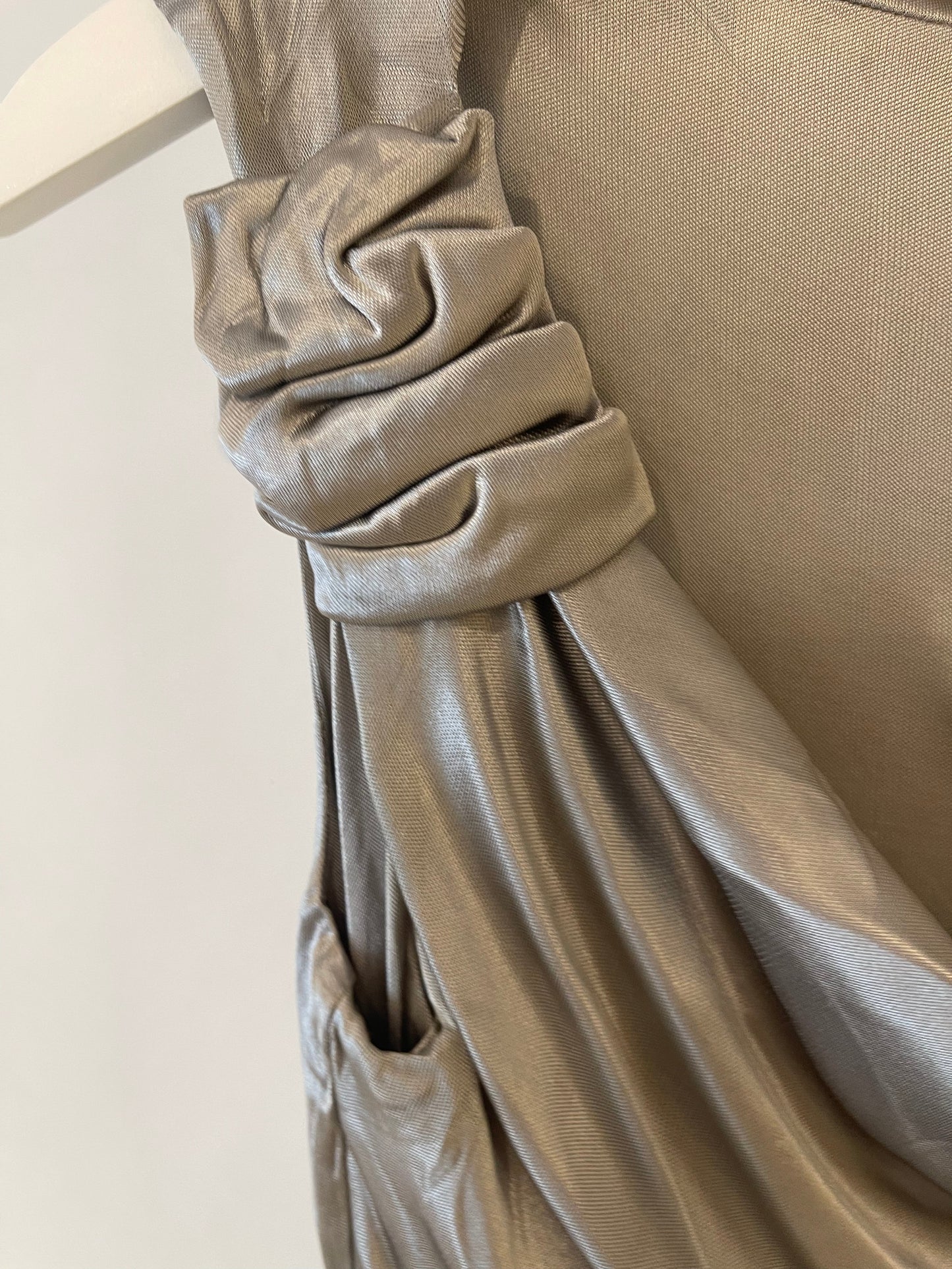 Luxury Gucci Grey Satin Midi Dress Size XS (UK 4)