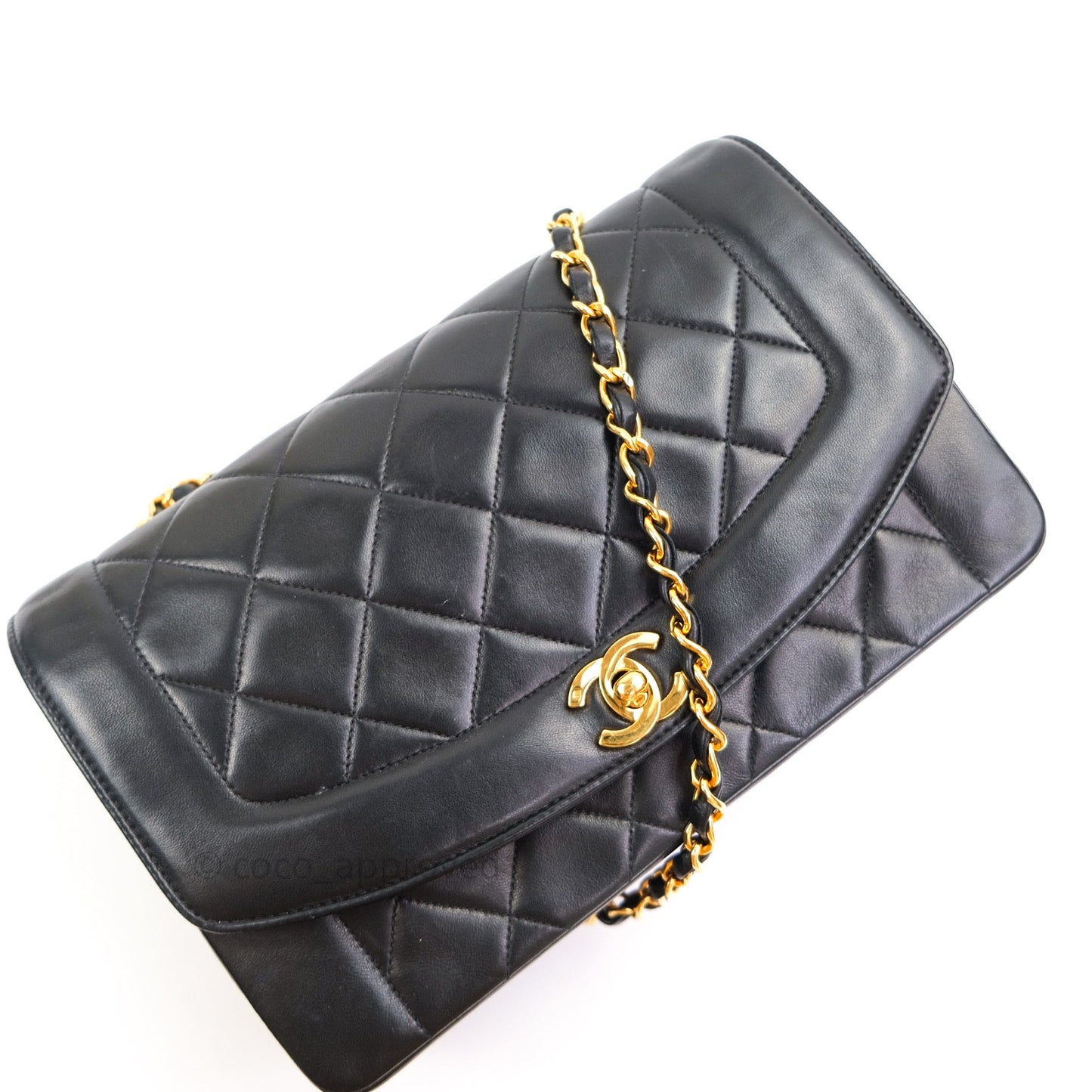 Chanel Black Quilted Lambskin Medium Vintage Classic Diana Flap Bag