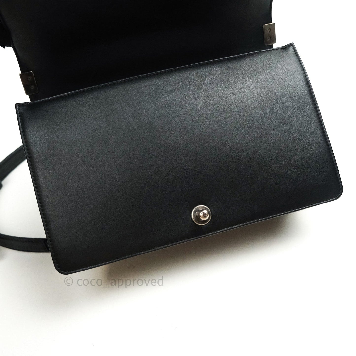 Chanel Quilted Boy New Medium Black Calfskin Ruthenium Hardware