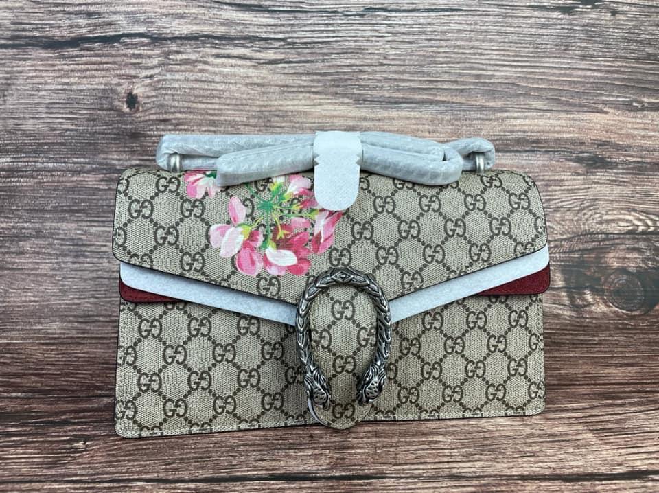 Luxury Gucci Dionysus Blooms Small Shoulder Bag