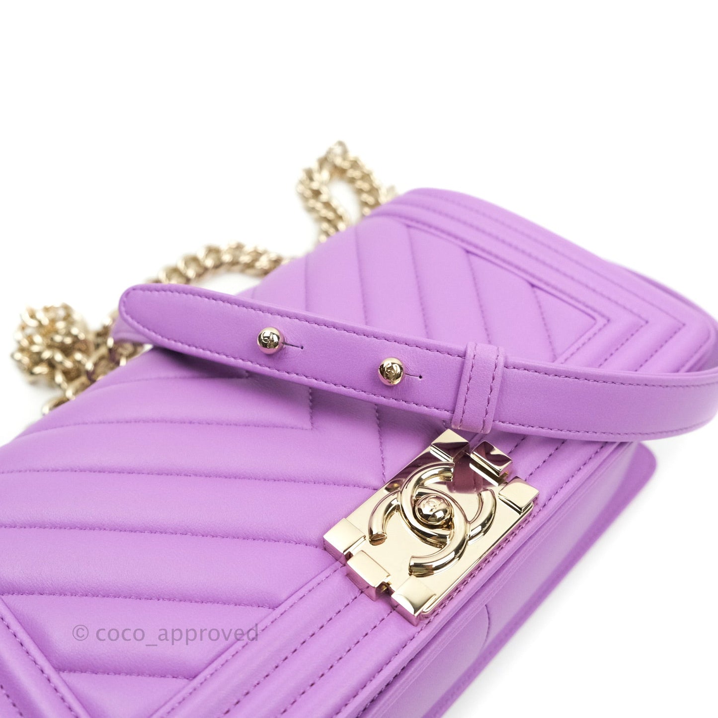 Chanel Boy Chevron Medium Purple Calfskin Gold Hardware