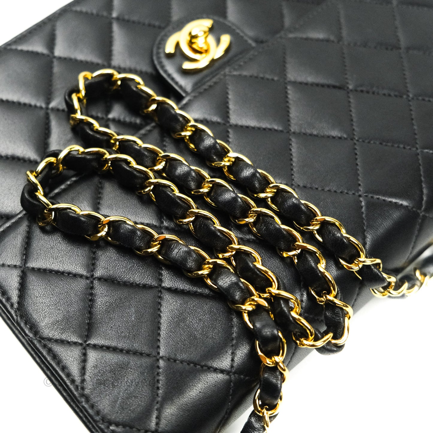 Chanel Vintage Single Flap Black Lambskin Gold Hardware