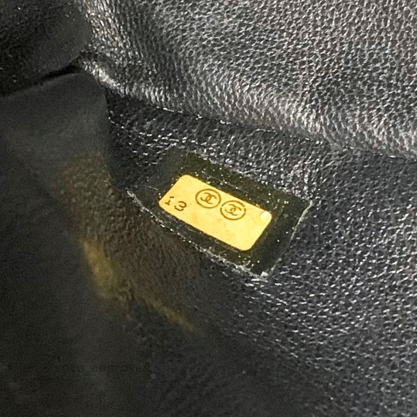 Chanel Single Flap Maxi Caviar Black Silver Hardware
