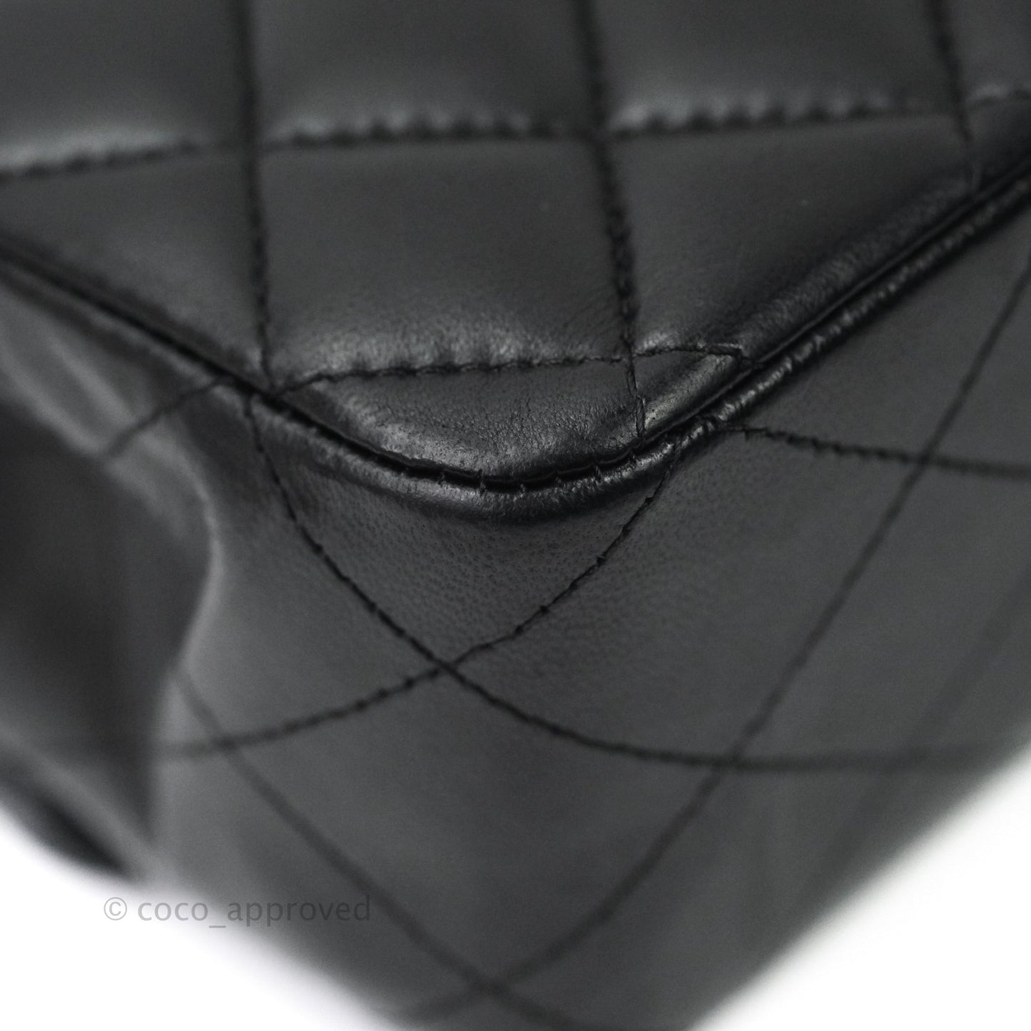 Chanel Classic M/L Medium Double Flap Bag Black Lambskin Gold Hardware