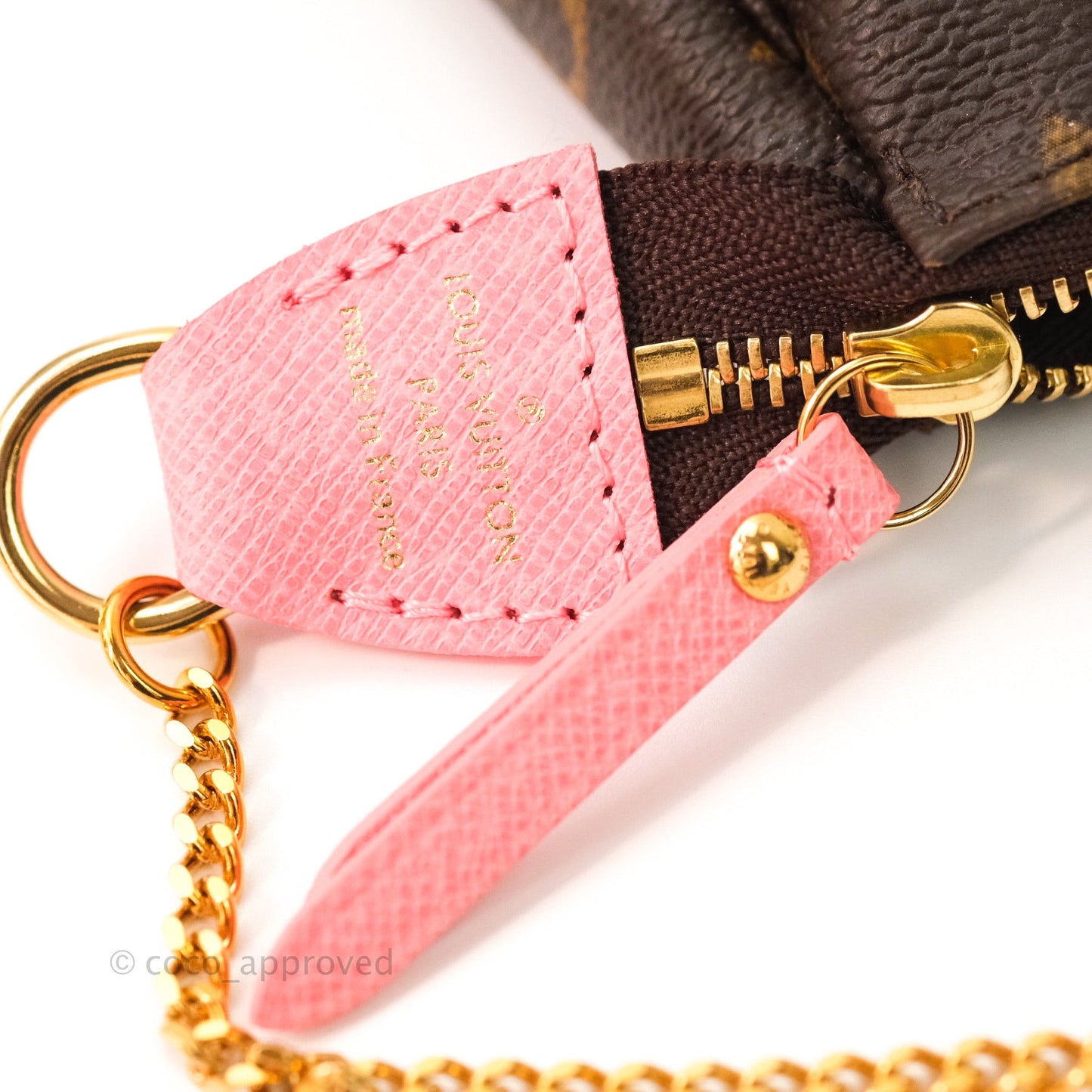 Louis Vuitton Mini Pochette Accessories⁣ Monogram Christmas