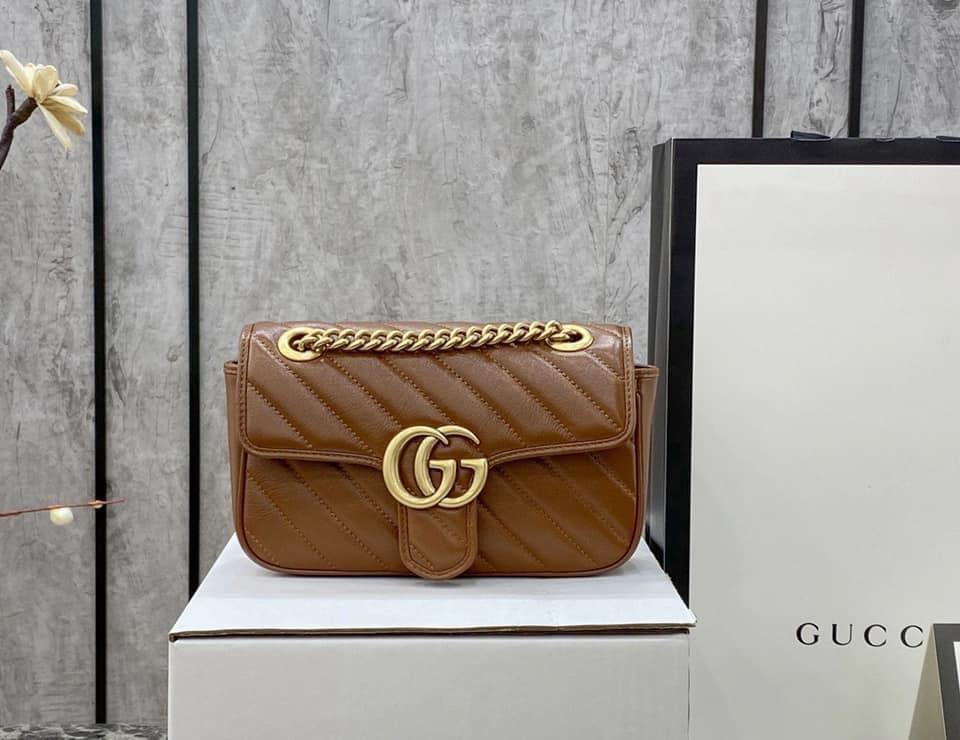 Luxury Gucci Marmont Small Matelassé Shoulder Bag
