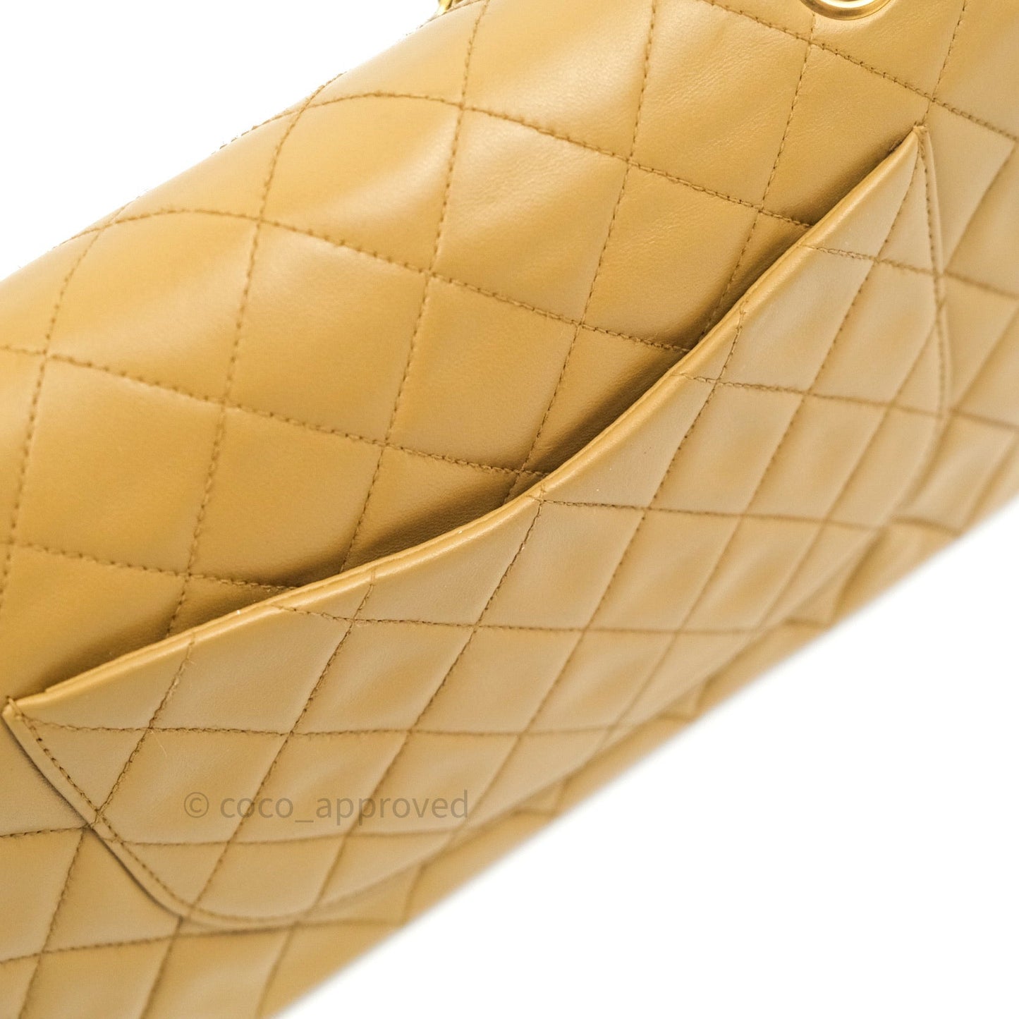 Chanel Classic Vintage Small S/M Flap Beige Lambskin 24K Gold Hardware