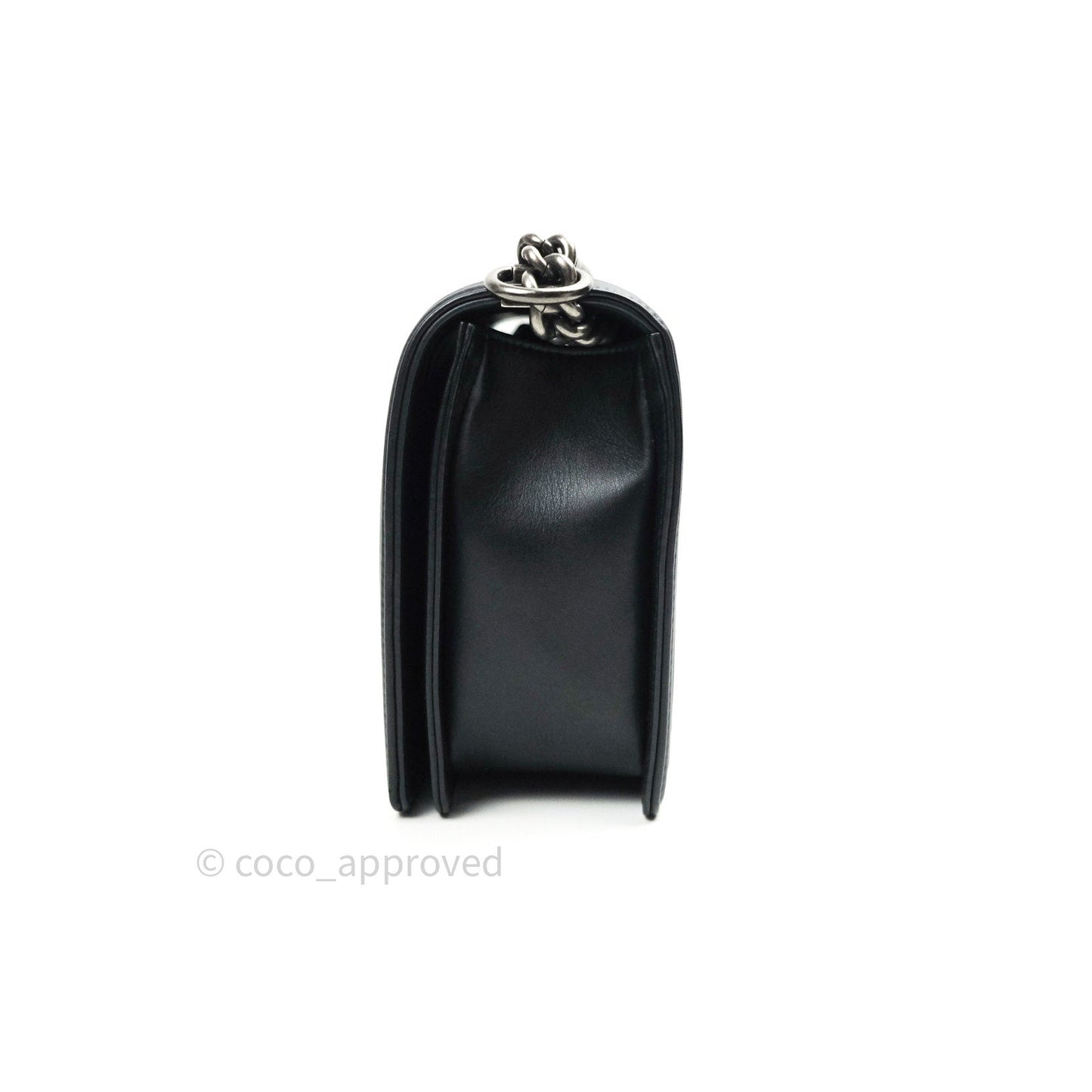Chanel Quilted Boy New Medium Black Calfskin Ruthenium Hardware