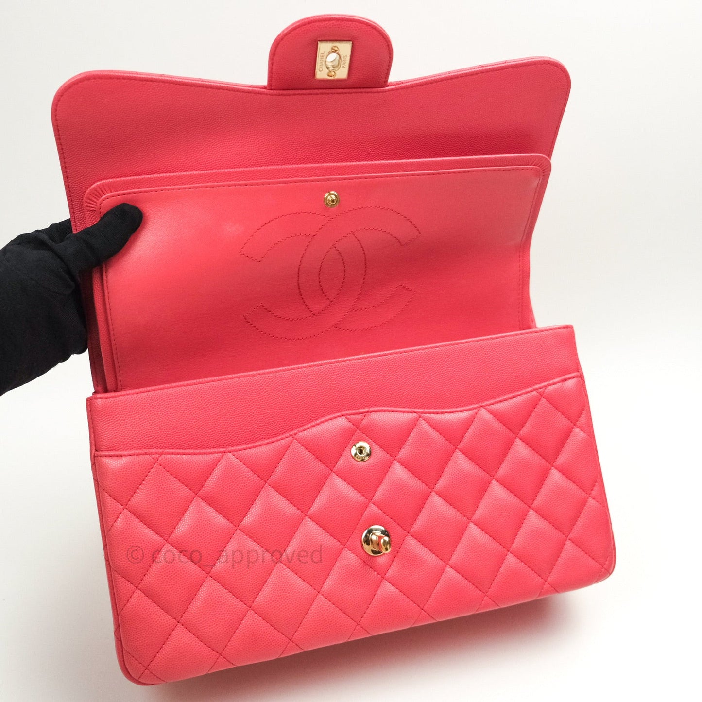 Chanel Classic Jumbo Double Flap Pink Caviar Gold Hardware⁣⁣ 17C