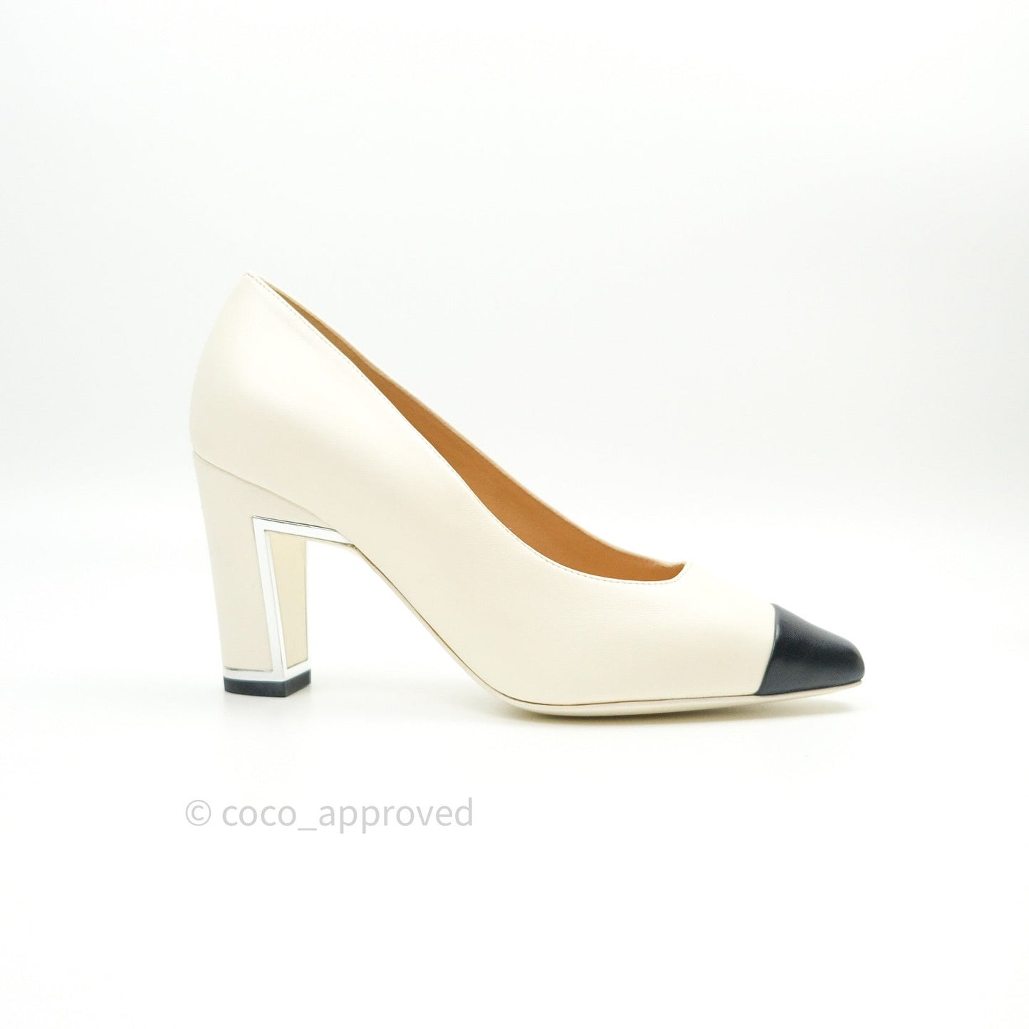 Chanel Classic Heels White Black Lambskin Shoes 36C