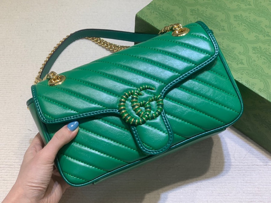 Luxury Gucci GG Marmont Small Shoulder Bag