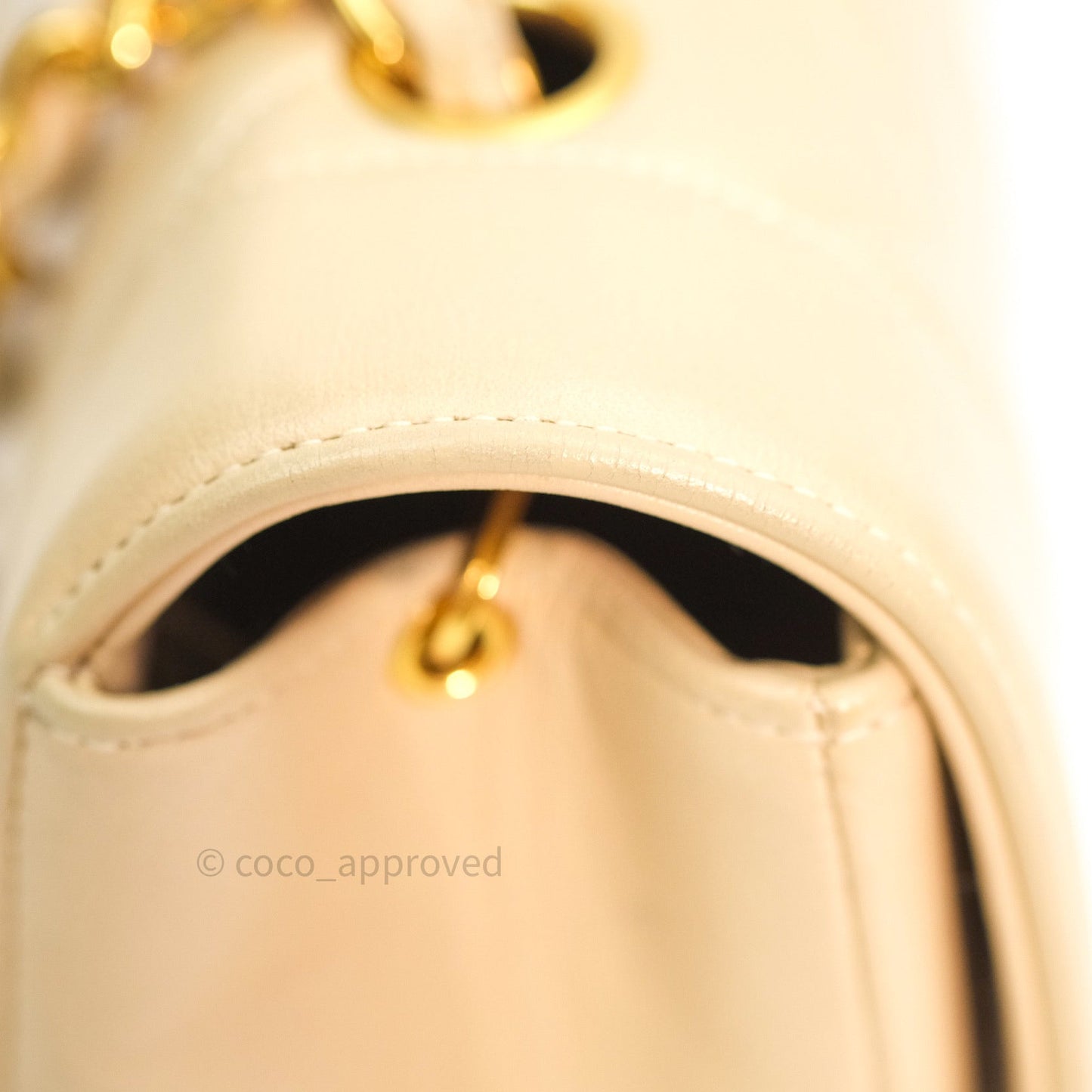 Chanel Diana Quilted Beige Lambskin Medium Vintage 24K Gold Hardware