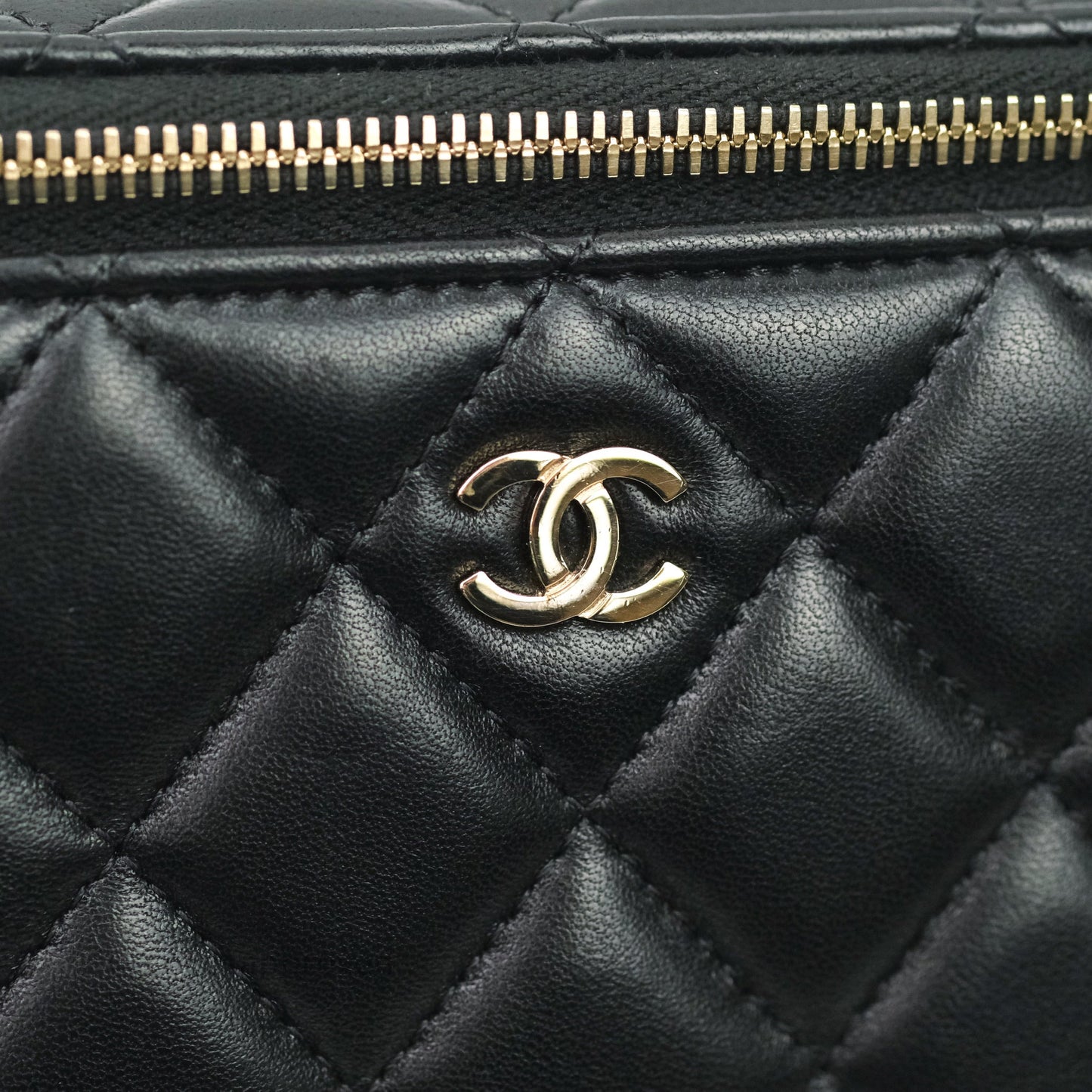 Chanel Vanity with Classic Chain in Black Lambskin Gold Hardware