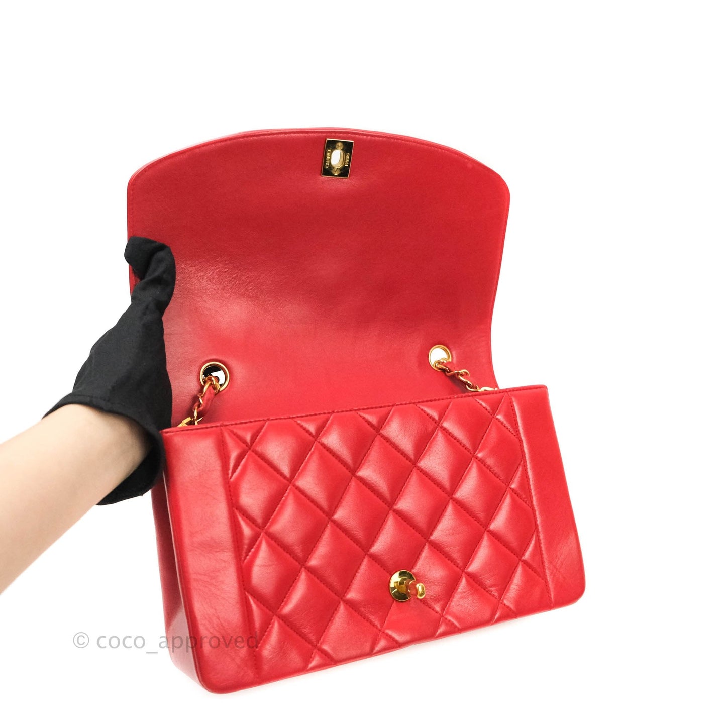 Chanel Red Quilted Lambskin Medium Vintage Classic Diana Flap Bag