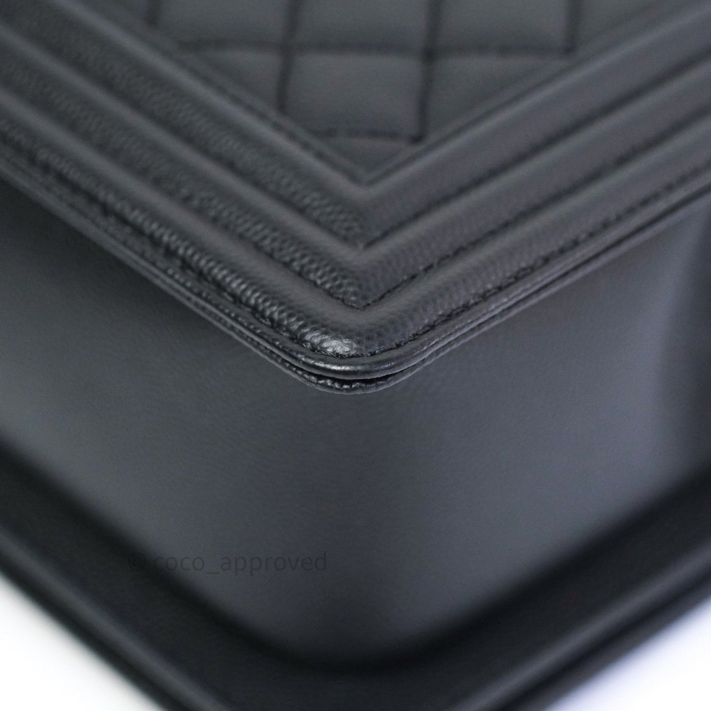 Chanel Boy Quilted Medium Black Caviar Ruthenium Hardware