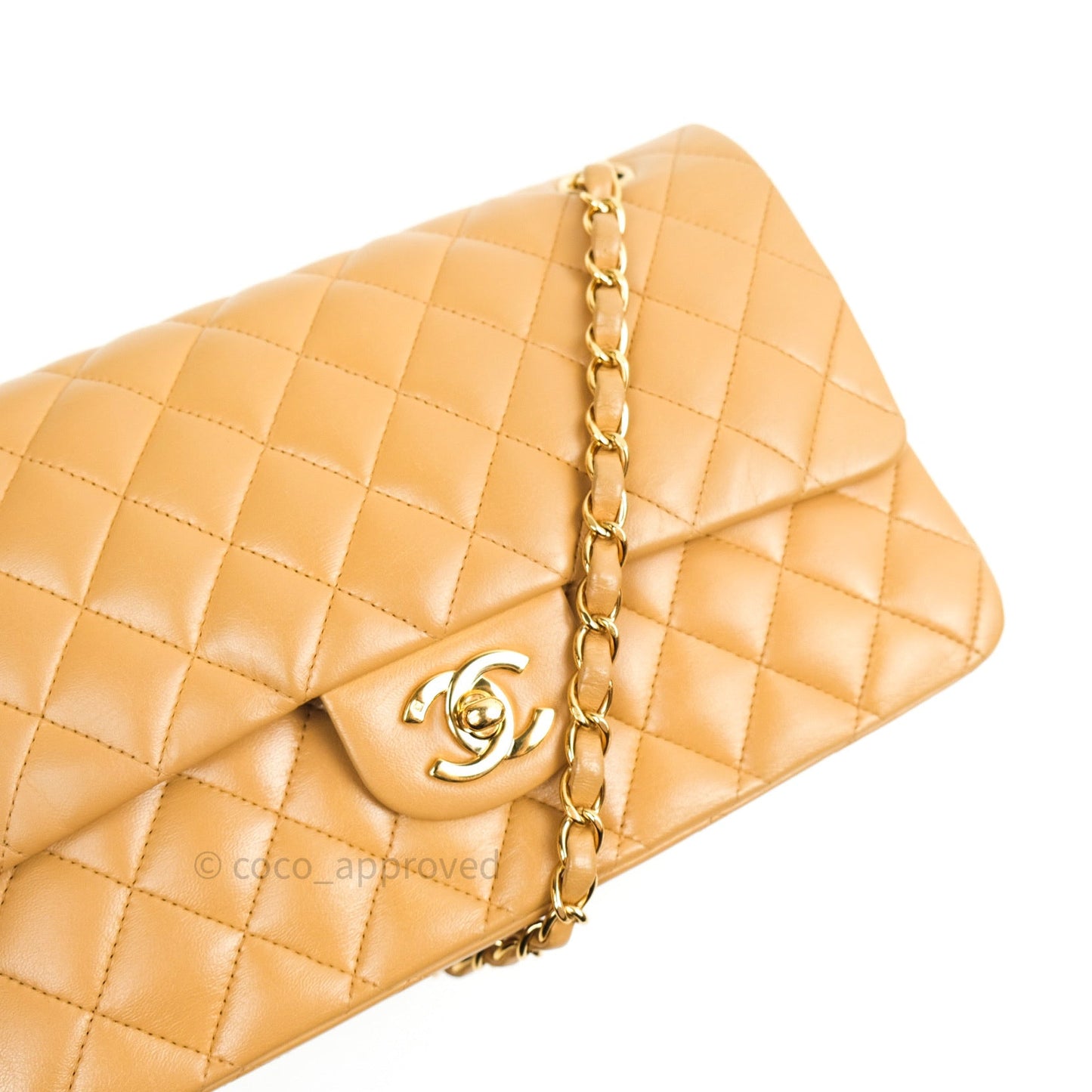Chanel Vintage Classic M/L Beige Lambskin 24K Gold Hardware