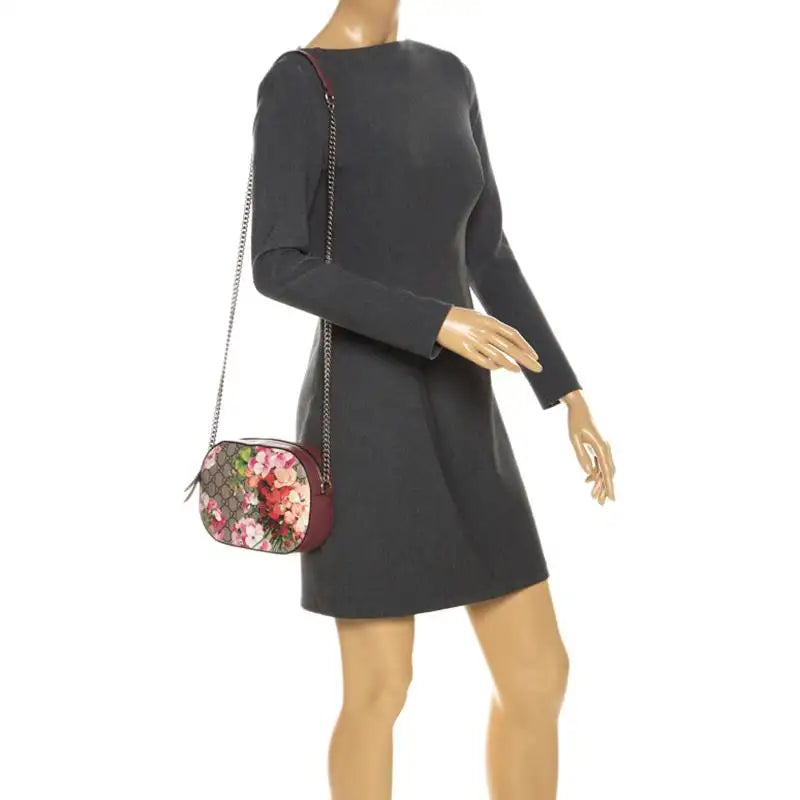Luxury Gucci Dionysus Blooms GG Supreme Chain Mini Bag