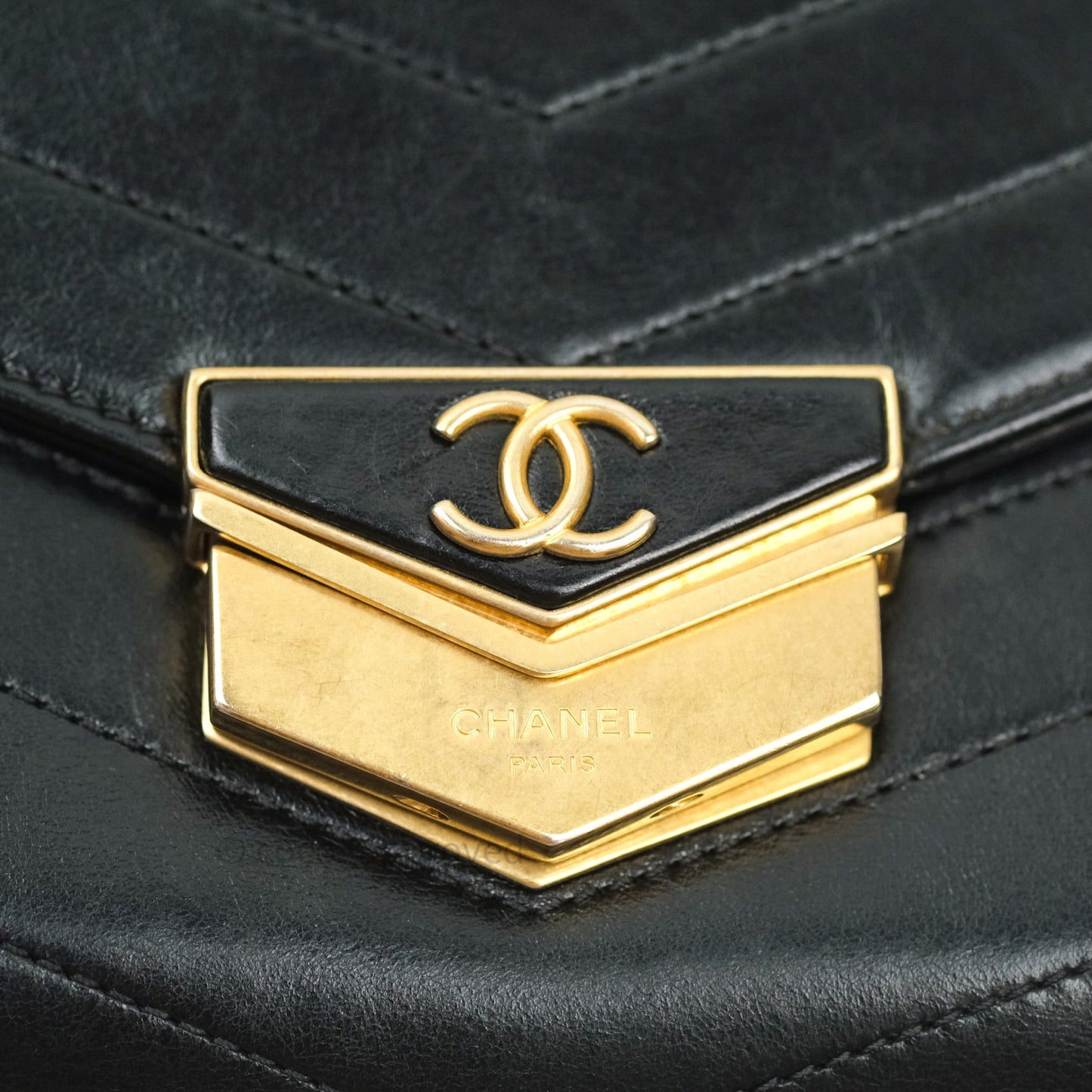 Chanel Chevron Calfskin Medium Medal Flap Black